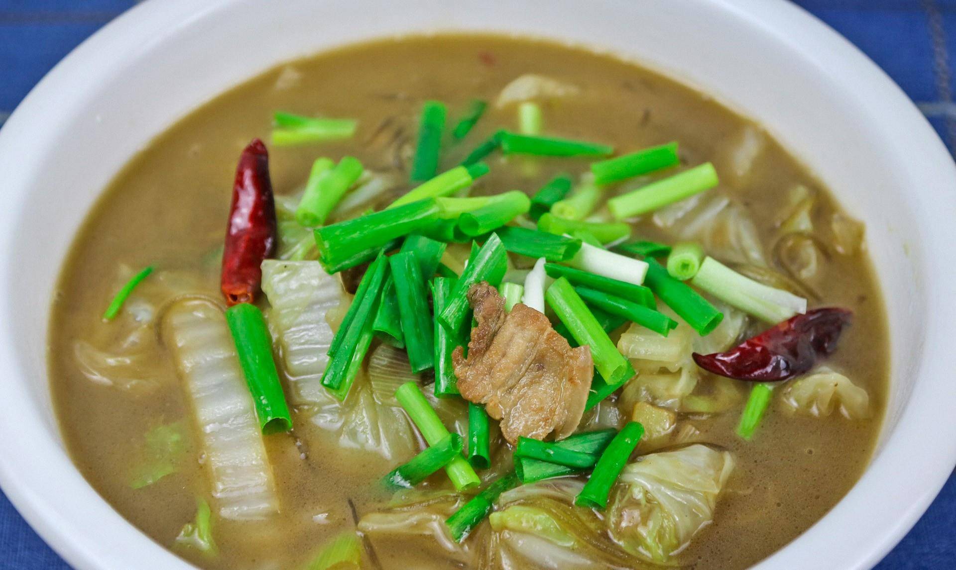 真中|今日立秋，“贴秋膘”吃什么？东北炖菜香喷喷的猪肉炖粉条，真中