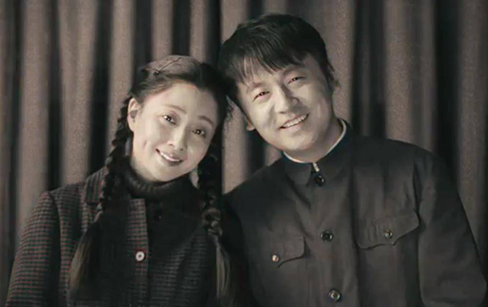 八卦|殷桃网上大秀比基尼身材和贴身男教练的“醉翁之意”