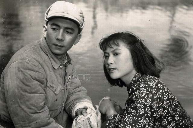 上个世纪40年代,在抗战时期,在我国话剧舞台上诞生了著名的"四大名旦"