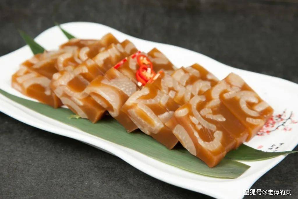 虾皮不管有钱没钱,建议女人多吃5种食物,含胶原蛋白高,常吃显年轻