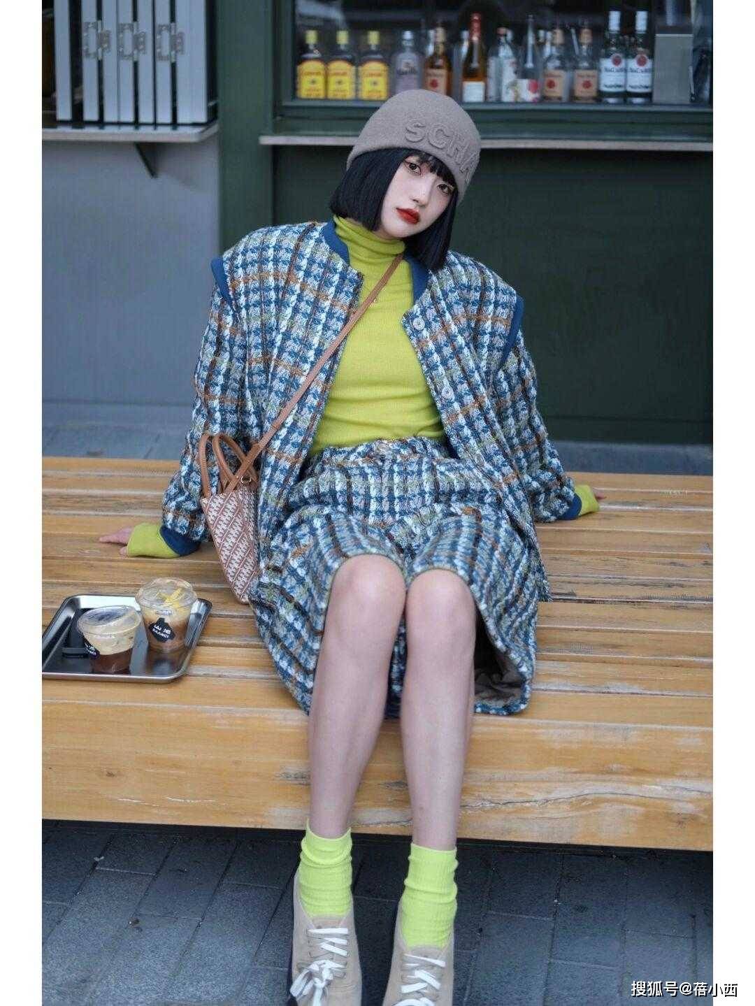 牛油果 新年多穿流行色,这4种超显白的色彩真高级,搭配思路都总结好了