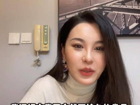 什么美女网红自曝整容经历，敲碎肋骨垫鼻梁，40人做手术仅有2人成功