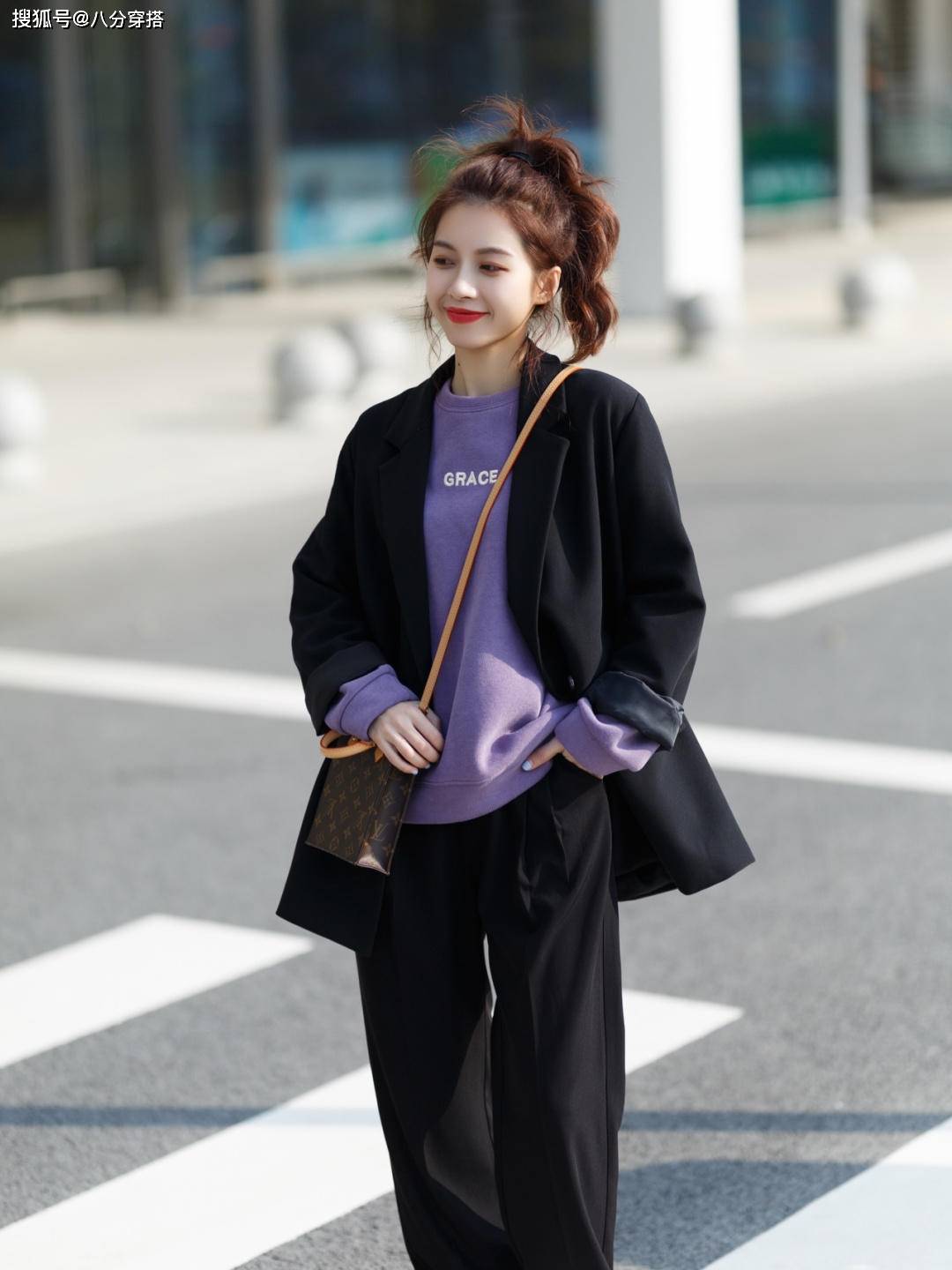 姐妹 职场应该怎么穿?还得是西装最实用,知性干练又有气场