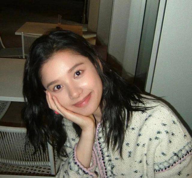 刘昊然被对家嘲讽陈飞宇张婧仪恋情曝光易烊千玺营销过头