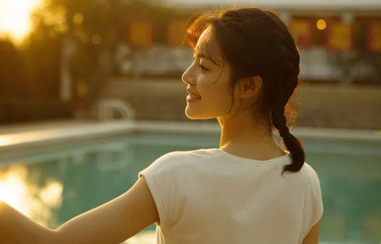 美貌5位美商极高的女星,有的换头精雕细琢,有的仅靠化妆弥补缺陷