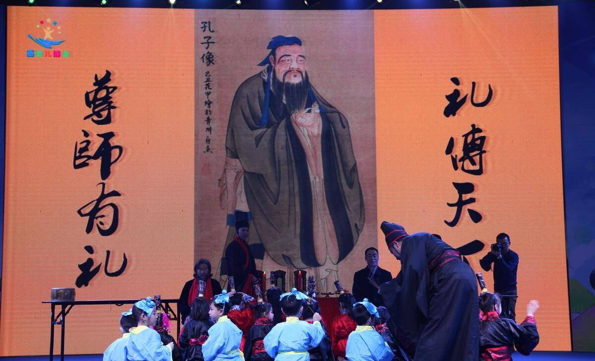大丈夫之遇之于天子句式（送李愿归盘古序词类活用）
