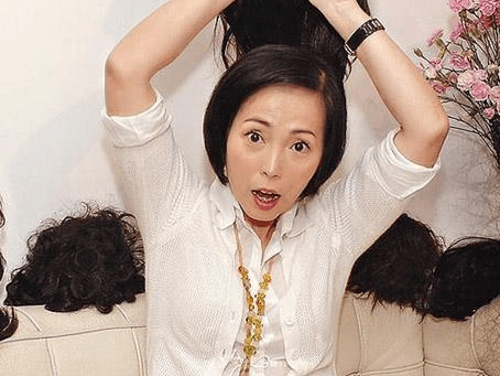 原创为林正英终身不嫁41岁食言进了豪门石榴姐深情人设崩塌