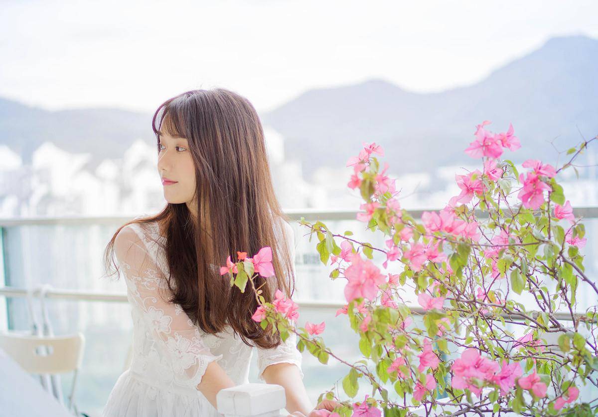 可以用什么词来形容女生 1e4cee32dcac44328450e7b707fce161.jpeg