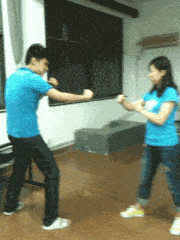 怎么用图片做gif 9e95340037c64006b34bf8f13782fe3f.gif