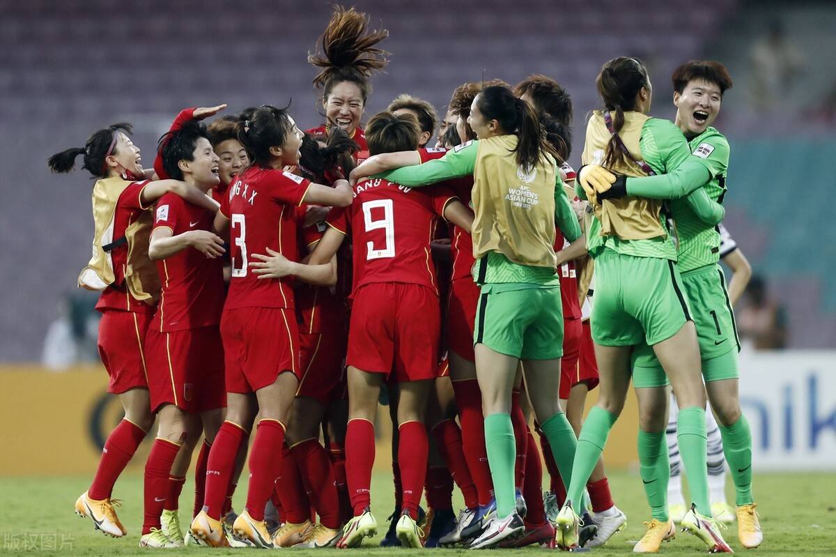 亚洲杯：中国女足3比2绝杀韩国夺冠！！！ - 哔哩哔哩