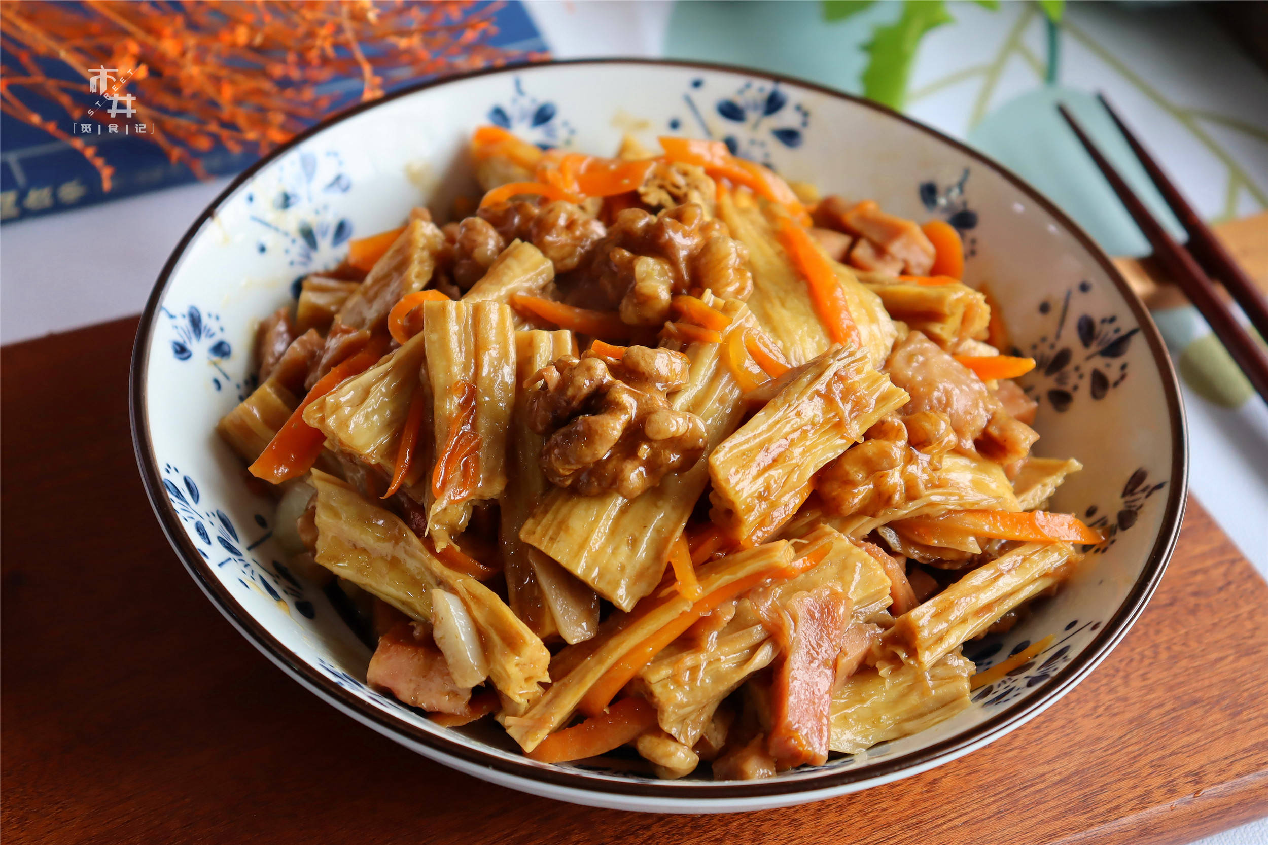 肥肠配什么吃去油腻 773b78653334437399fa496045867d47.jpeg