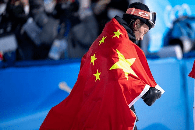 艺术|刷新这项中国冬奥纪录的，竟然是一位才上高二的学生