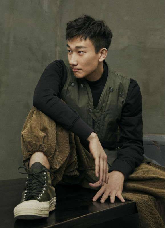 再出作品,达叔留给观众的"遗产",有望成票房黑马_吴昊辰_电影_马伊琍