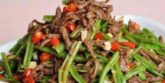 芹菜炒牛肉怎么腌制牛肉好吃又嫩 8dca8b6e47e44f309d7250125a2de48c.jpeg
