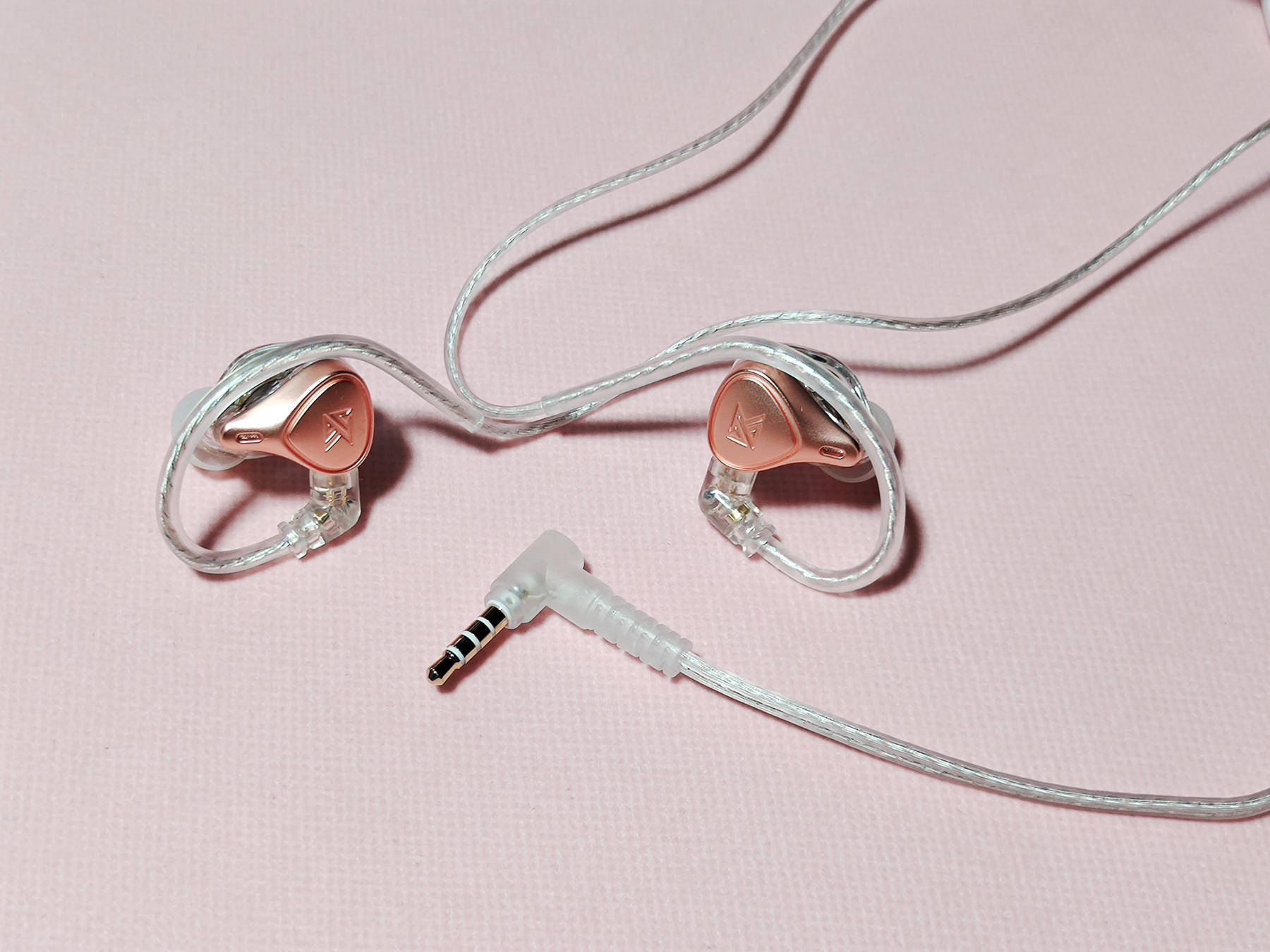 KZ玫瑰金有线耳机，静电耳机中极品，低调且不失内涵