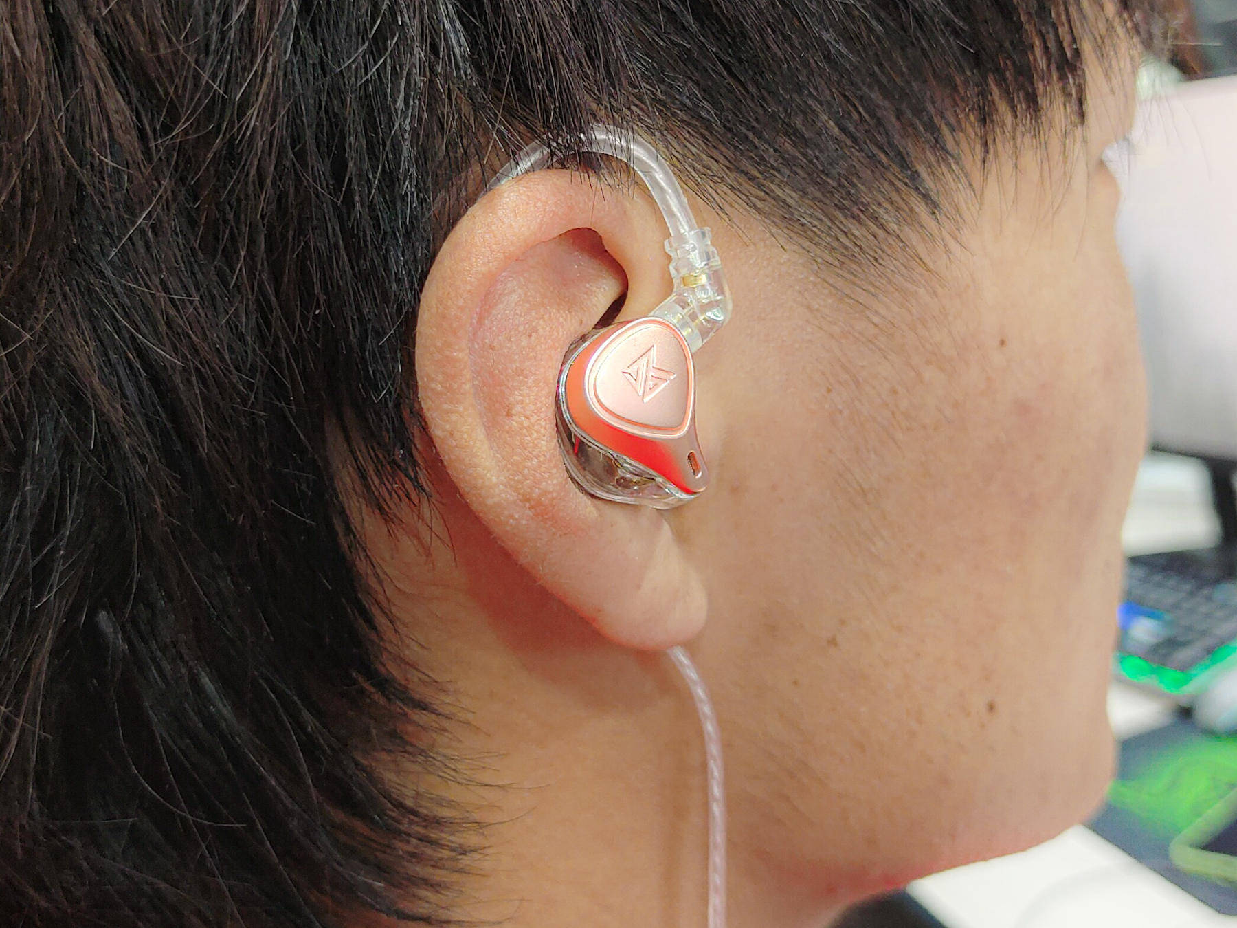 KZ玫瑰金有线耳机，静电耳机中极品，低调且不失内涵