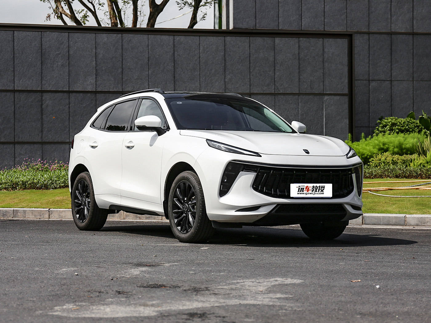 或将15万元起售东风风行t5evo将推纯电动版本