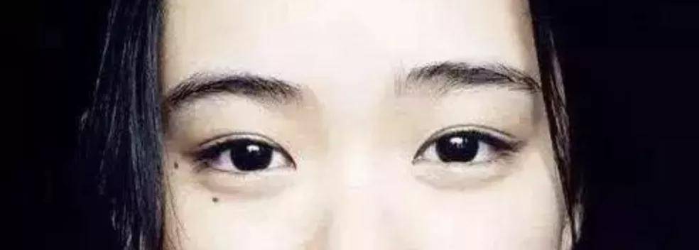 眼袋原来美女有时候也不能随便做表情
