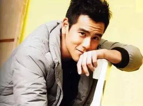 额头有纹的人注意了你的运势正隐藏其中