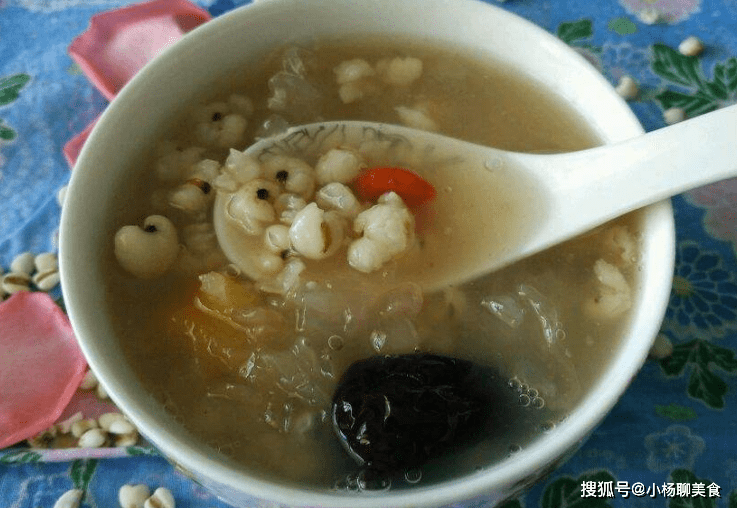 怎样泡银耳一般泡多长时间 fe65303e50204c80a4ebb06b6544e2f0.png