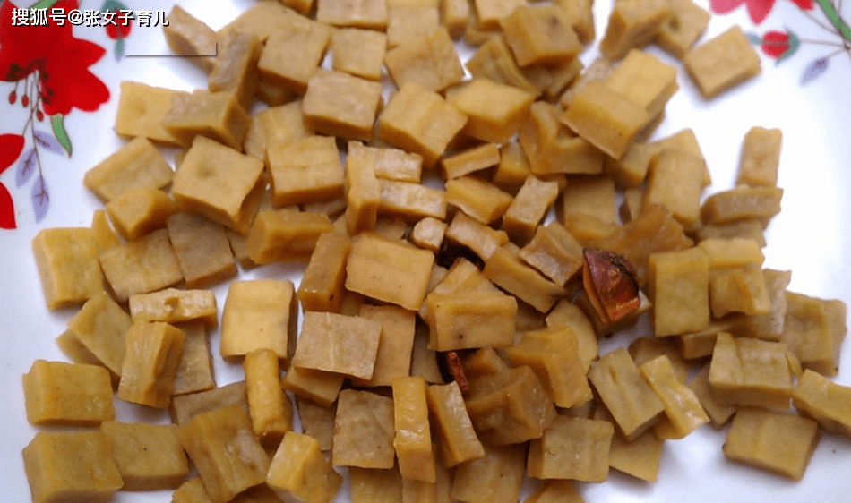 食品|2022年垃圾食品排行榜,酸奶上榜,第1名很多父母都爱给孩子喝