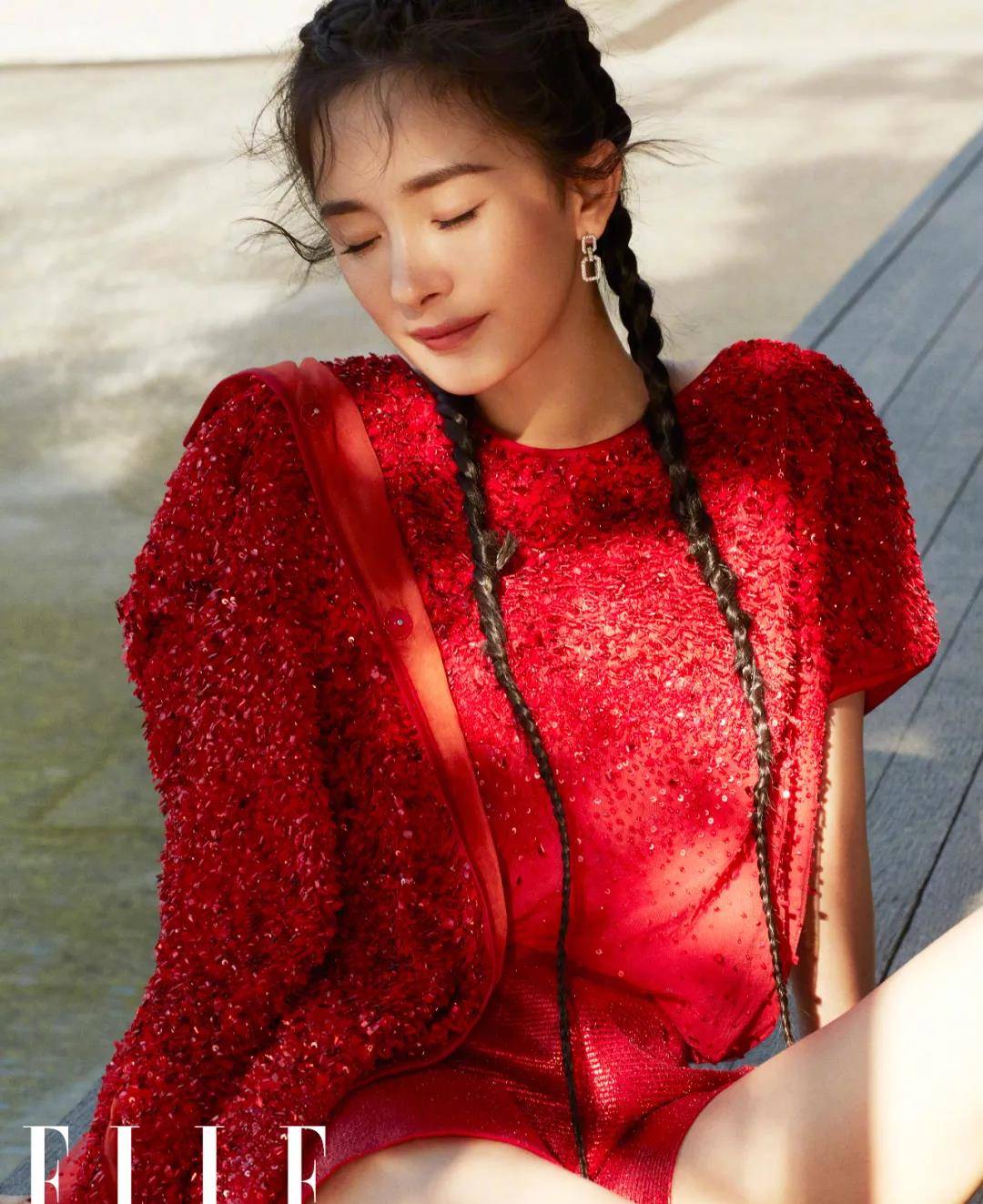 发型好少女！杨幂的新发型也太适合春日踏青了吧