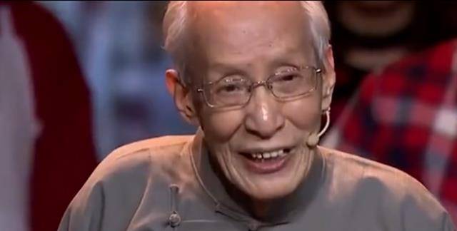 但郭德纲和侯耀华的关系也不太好,再加上侯耀文之子侯振在德云社,只要