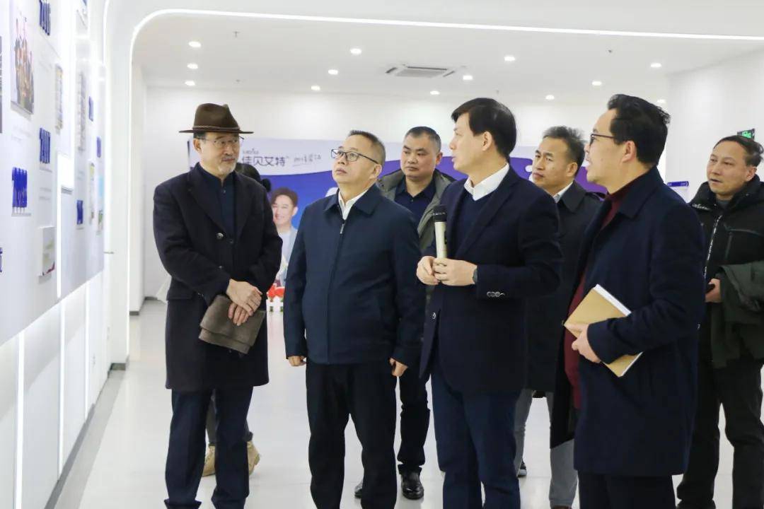 南华大学校务委员会副主任,衡阳医学院院长王福俤介绍了南华大学衡阳