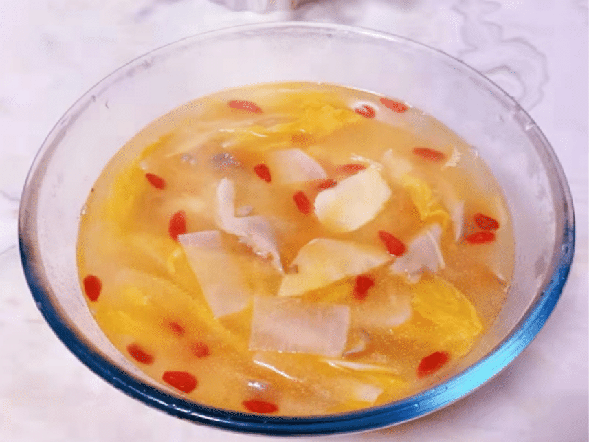 菌菇汤怎么熬制好喝又营养 954ab6225d5e4eb7a25211547cfeb500.png