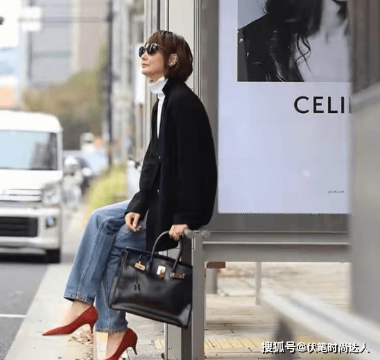 富冈 中年女人别轻易服老！跟富冈佳子学简约搭配，优雅大气特年轻