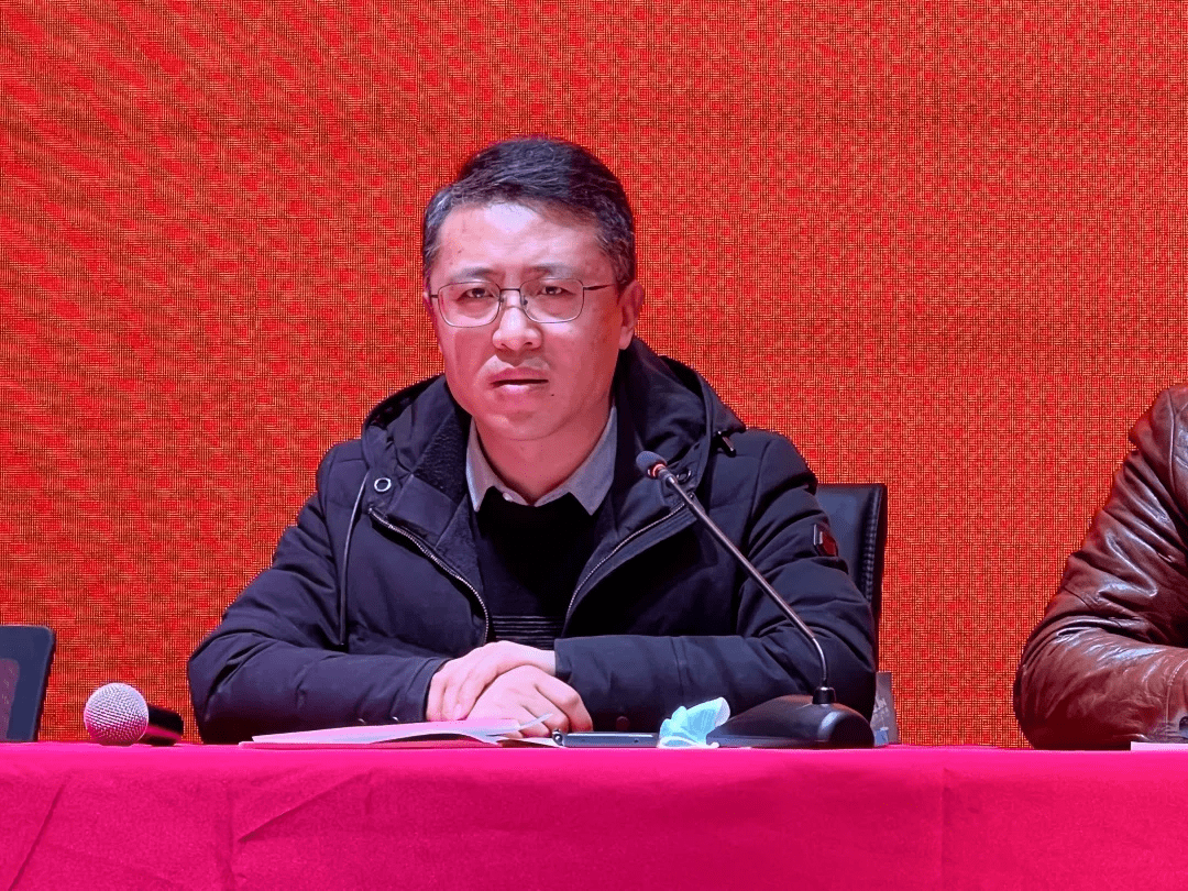 闫洪德校长对新学期学部工作做指导讲话.