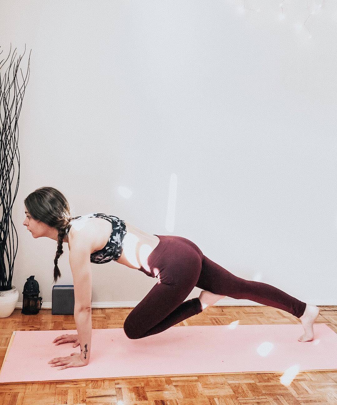 身材41岁刘涛才是真绝色！穿万花筒连衣裙超气质，这身材无与伦比