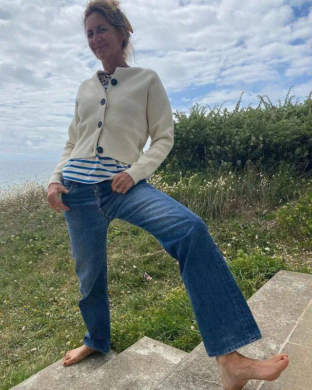 亮点 重复利用单品高手 法国博主Valerie Tribes的俏皮搭配 | 博主推荐