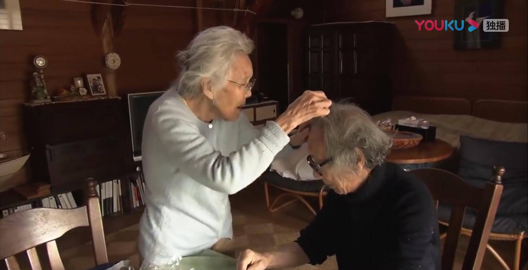 生活|豆瓣9.6高分纪录片!探秘177岁夫妇的隐居幸福婚姻|《人生果实》