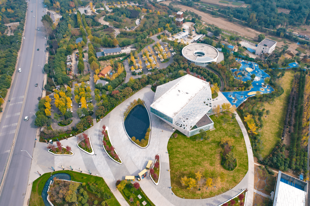 郑州华侨城给了城市一份美好生活的样本