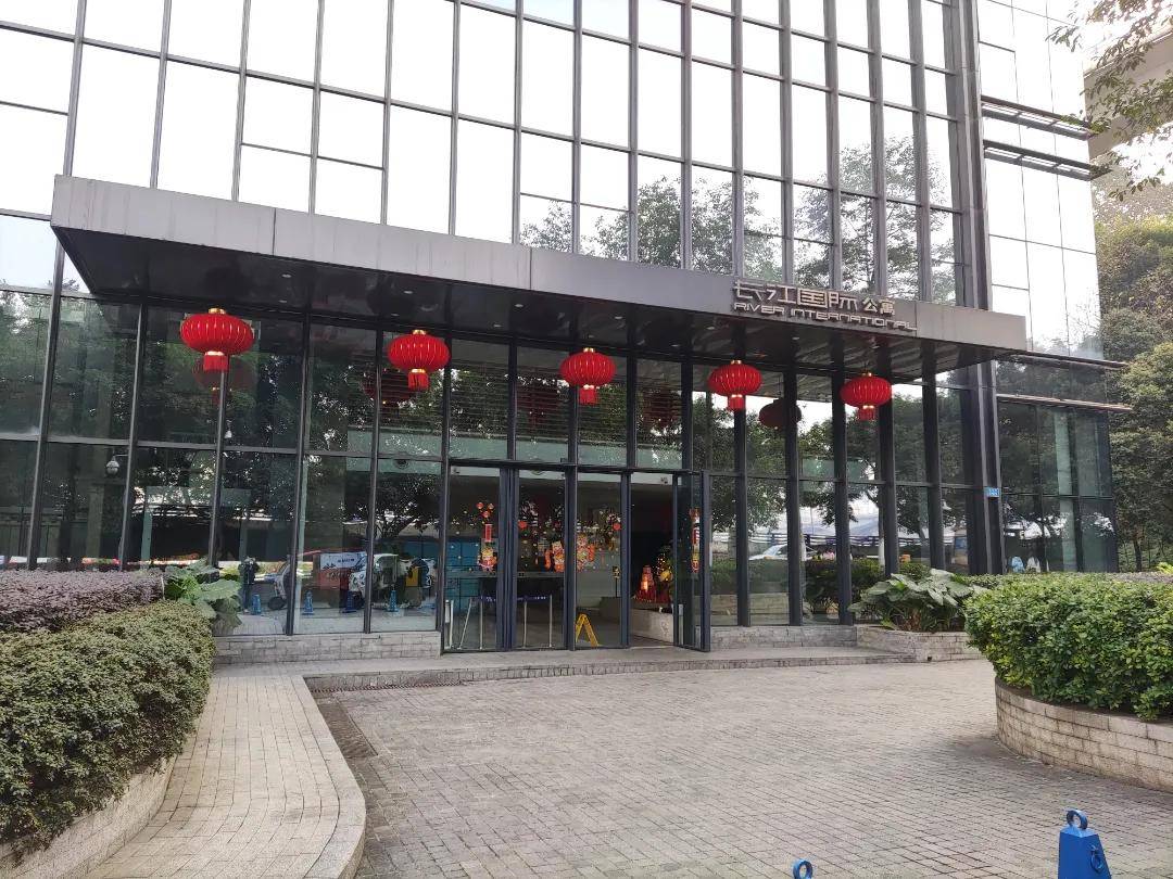 原来全重庆zui接近娱乐圈的地方就在这里!_长江_国际_妹妹