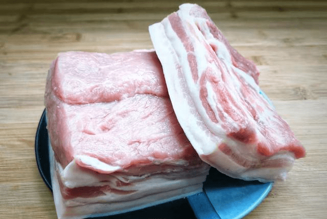 亲戚|陕西臊子肉的正宗做法，方法步骤告诉你，还没出锅就流口水了！