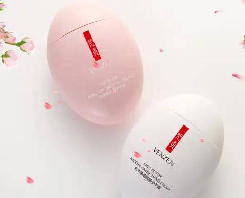 刘涛更林心如美得真天然,同框小2岁刘涛更显年轻,就连章子怡都被艳压