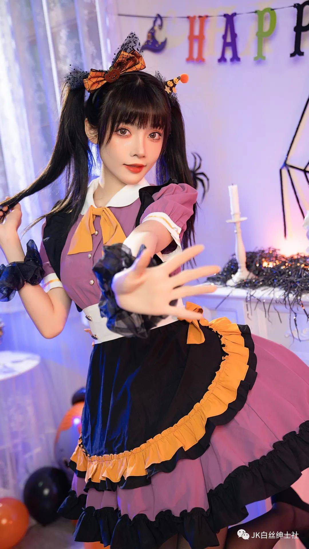 摄影:@爆炸蜻蜓 裙子:@-七了个三