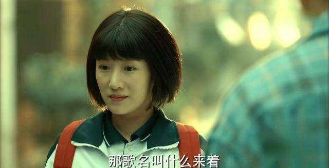 角色34岁李念“少女感十足”,粉嫩裙装演绎人面桃花，百变造型随意切换