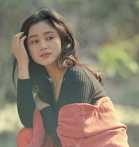 变化初见时颜值惊为天人的娱乐圈女明星都有谁呢，看看你们喜欢她们吗