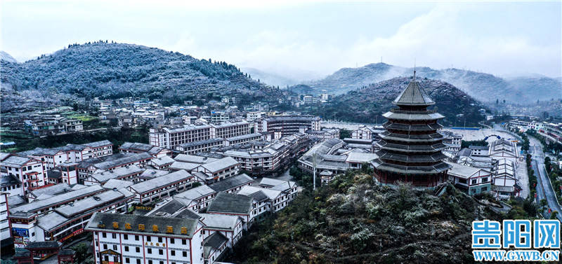 游客|今天，贵州黄果树银装素裹，水雾漫腾（附游玩攻略）