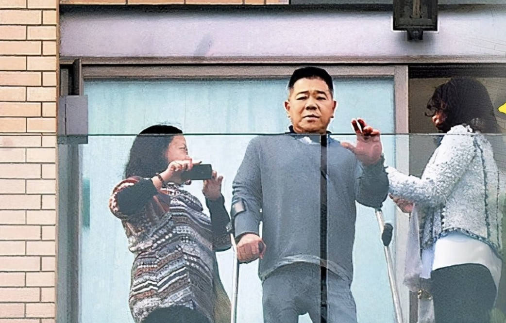 强:千亿身家背后有罪有痛,残疾富豪的幸福与坚守_马惜如_马惜珍_香港