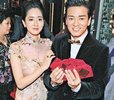 他是张柏芝初恋,当年人气不输谢霆锋,后娶圈外小14岁护士为妻_陈晓东