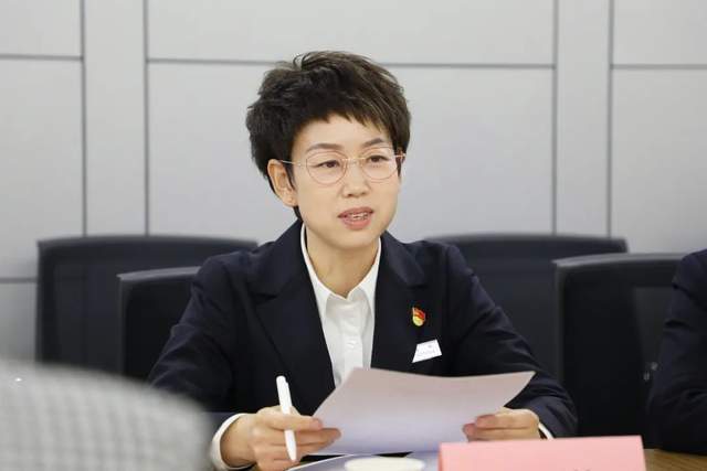 2月23日,晋城市城区"青年金融普惠直通车"行动启动仪式在晋城农商银行