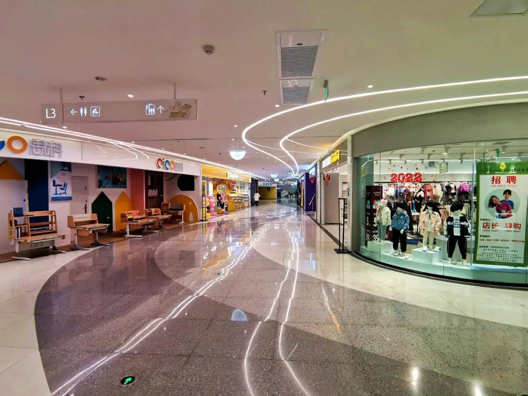 原创2021年郑州最难购物中心开业共7个月因疫情洪水被封3个月