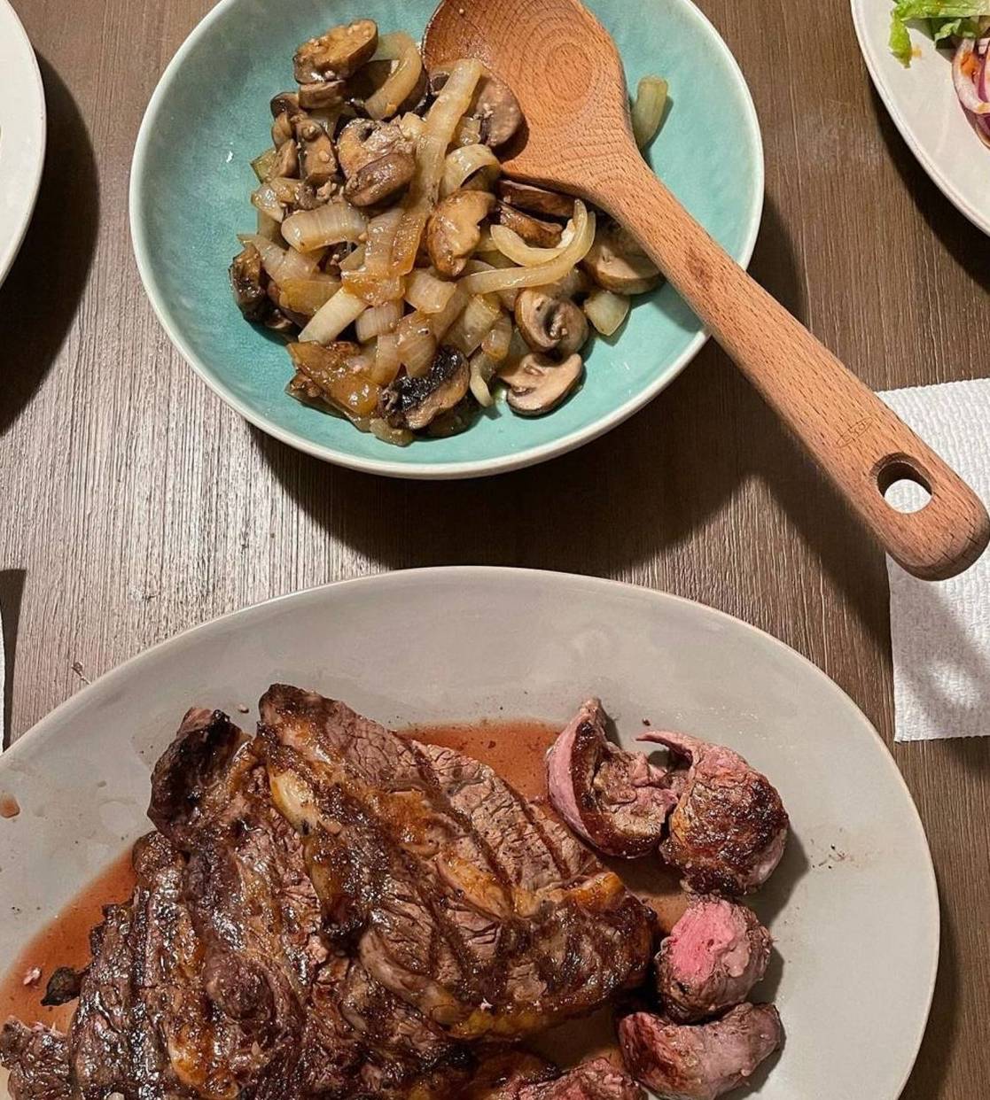 账号|女子发现老公有个秘密社交账号，专为“她”而设，真相有洋葱