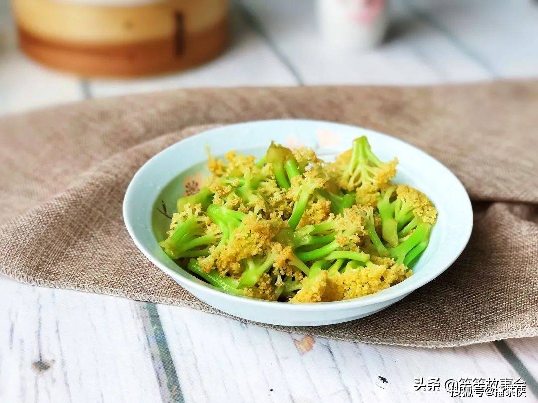 菜花竟然有这么多种做法看起来就很好吃一口下去食欲大开