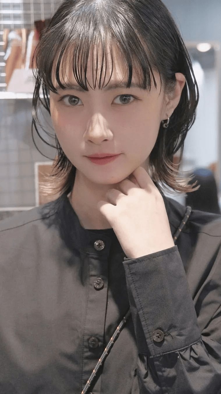 发型那些剪了短发的女明星们，为什么都留不长了？