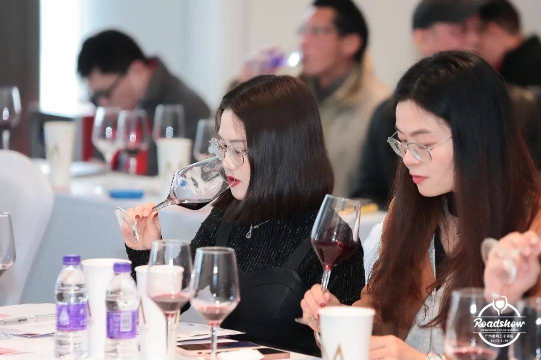 启航|2022科通全国巡展盛大启航!2.24广州巡展人潮汹涌,激活虎年酒市澎湃动力